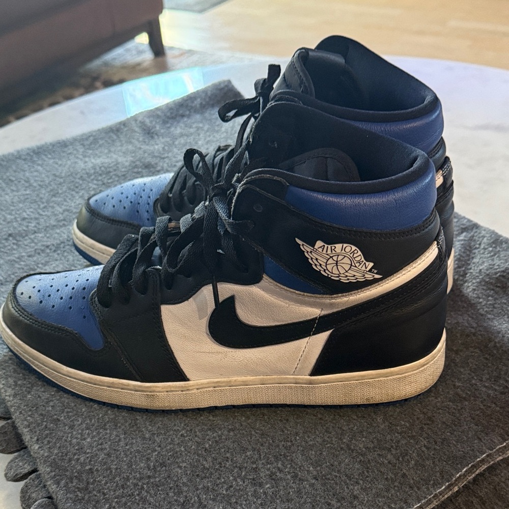 Air Jordan 1 High Men's Size 12 Royal Toe
